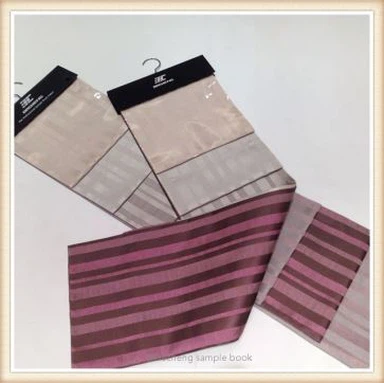 Cintre de cascade de tissu de tapisserie d'ameublement